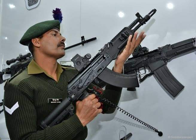 முதல் தொகுதி 70000 AK-203 துப்பாக்கிகளை பெற்ற இந்தியா...!!!